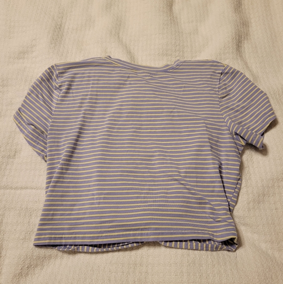 SHEIN PURPLE/YELLOW CROPPED TEE - Picture 6 of 7